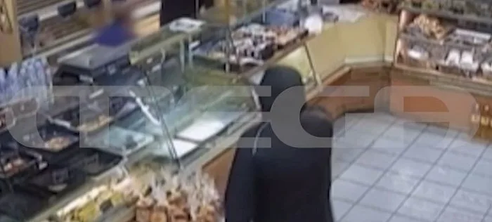 Ένοπλοι ληστές ”μπούκαραν” σε φούρνο – Αντιστάθηκε ο ιδιοκτήτης