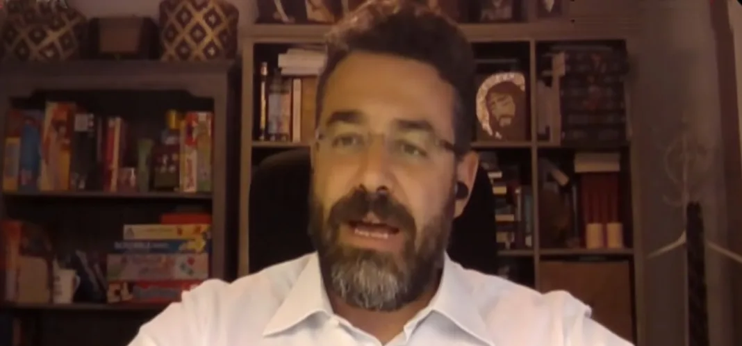 Γ. Φίλης: «Τα κάστρα πέφτουν πρώτα από μέσα» – «Ιστορική ευκαιρία το σχήμα 3+1, αν δεν τη χάσουμε»