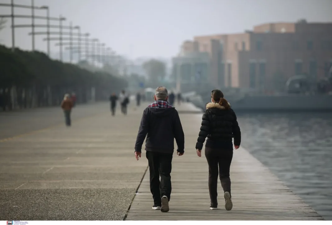 Καιρός: Θερμότερος του κανονικού αναμένεται ο Δεκέμβριος