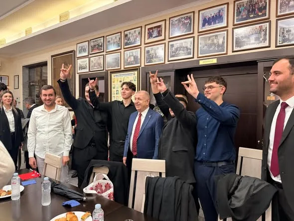 Ümit Özdağ και “Γκρίζοι Λύκοι” στην Θράκη!