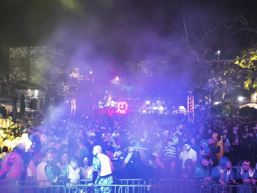 Κομοτηνή: Το KomOnParty 2026 πλημμύρισε την πόλη με κέφι