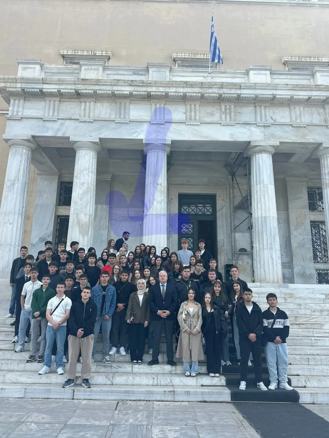 Μάθημα στη Βουλή και σπριντ από τον Φερχάτ Οζγκιούρ