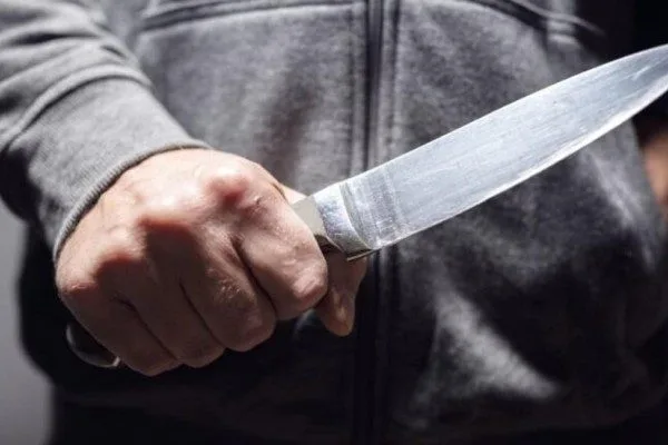 Σέρρες: 26χρονη μαχαίρωσε την 23χρονη συγκάτοικό της – Συνελήφθη από την ΕΛ.ΑΣ.