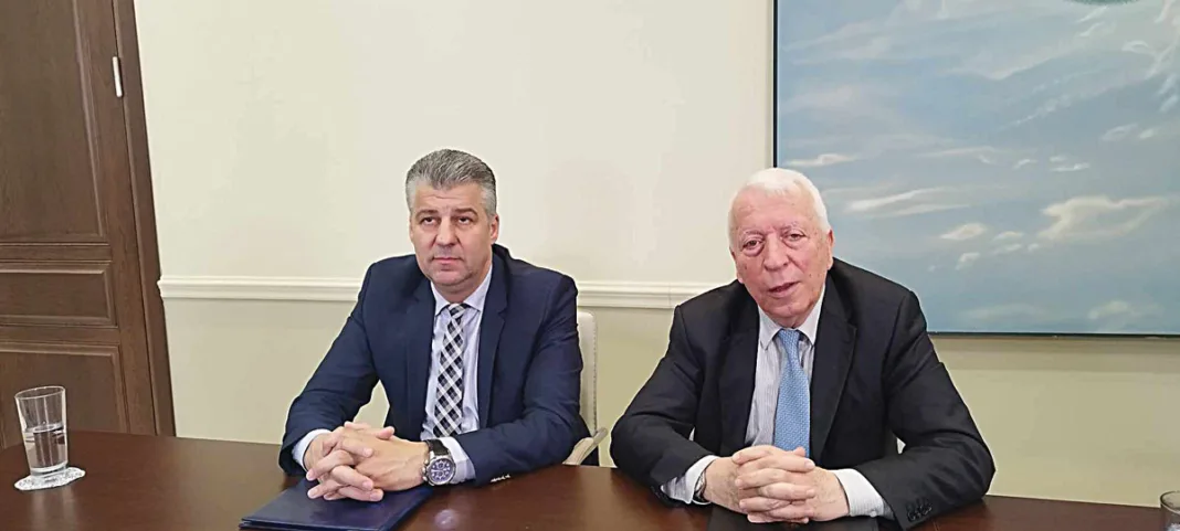 Τοψίδης και Μουτζούρης: Βίοι Παράλληλοι στην ατελή διαχείριση κρίσεων