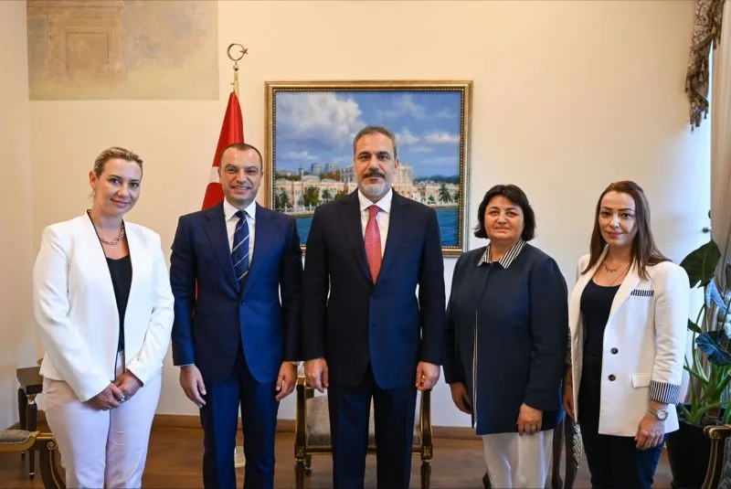 Λεβέντ Σαδίκ Αχμέτ: Επένδυση 4,5 εκατ. ευρώ στην Ίψαλα για παραγωγή μύρτιλου με «μοντέλο» Ελλάδας