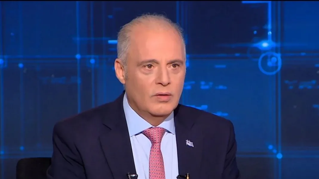 Βελόπουλος: «Συνειδητή κάλυψη της κερδοσκοπίας οι «δεσμεύσεις» του Μητσοτάκη για συνεννόηση με τα διυλιστήρια»