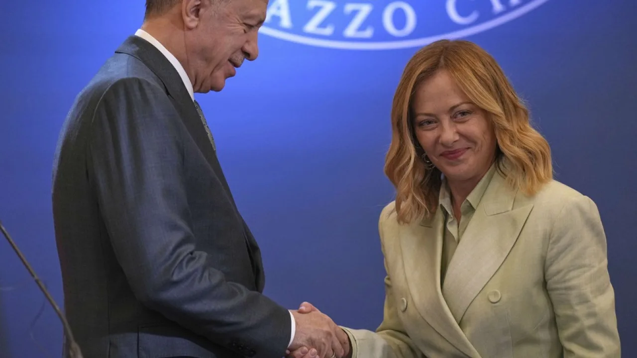 Καλυβιώτης: ΣΤΡΑΤΗΓΙΚΟ σφάλμα Μελόνι η αναβάθμιση των σχέσεων Ιταλίας – Τουρκίας